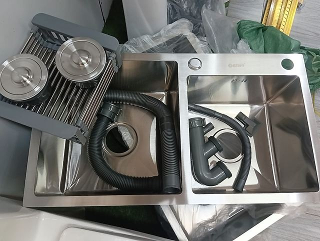 Dual-Basin Stainless Steel Sink, photo 3