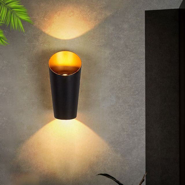 Minimalist LED Wall Lamp, photo 2